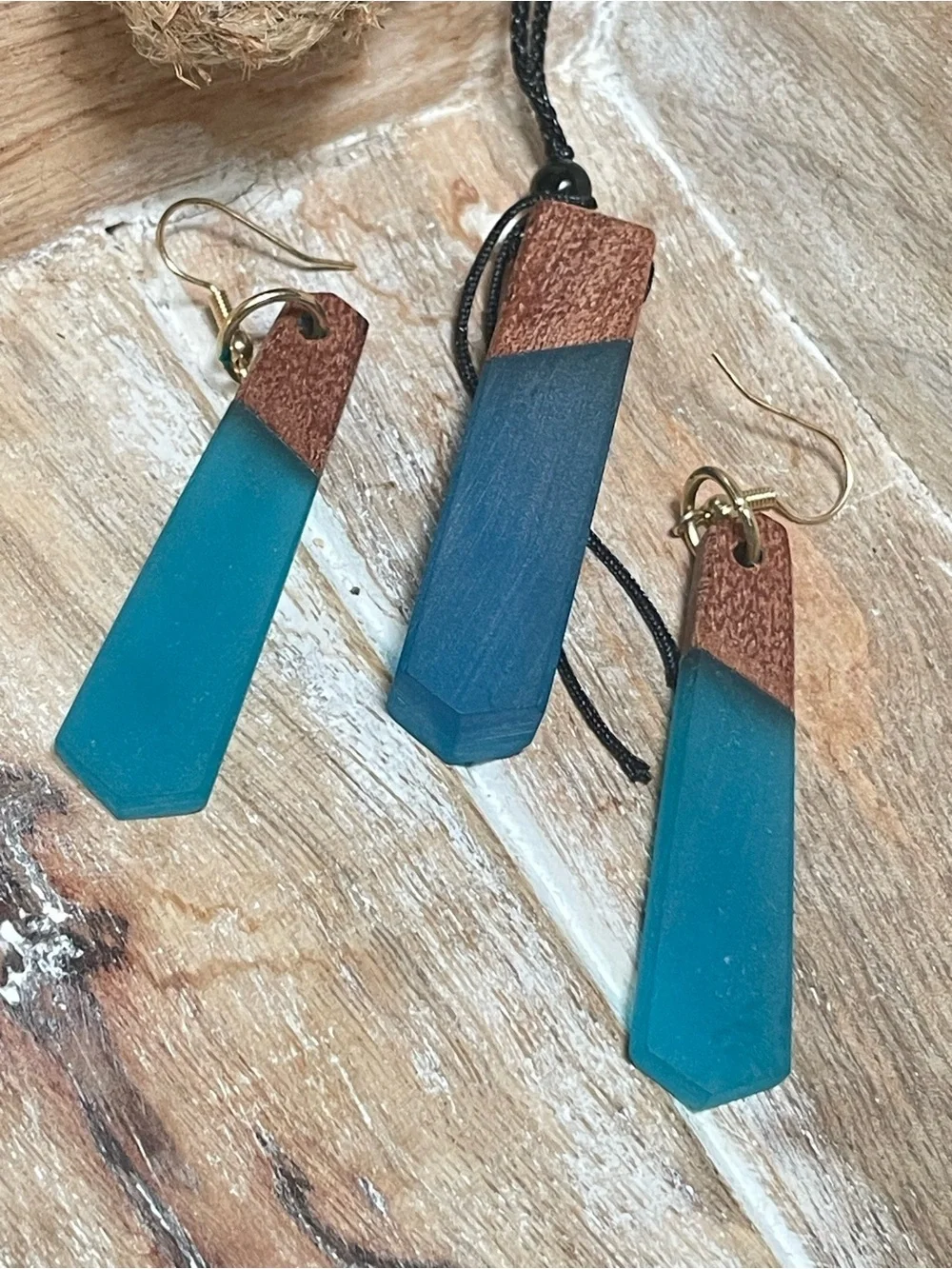 Elegantiqie handmade three